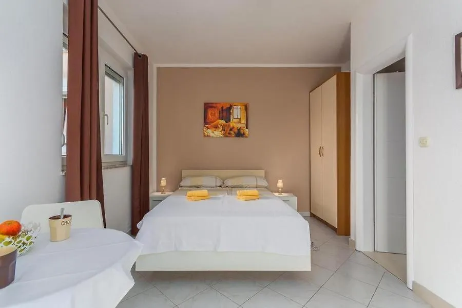 Bužinija Apartment Zora קרואטיה